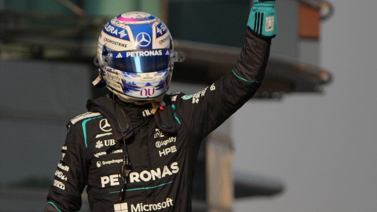 Duel Sengit Lawan Lewis Hamilton, George Russell Menangi Sprint Race Formula 1 GP China 2026