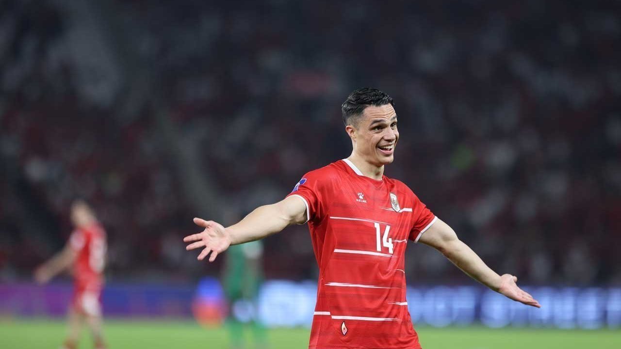 Selamat! Gelandang Timnas Indonesia, Joey Pelupessy Sukses Bawa Lommel SK Promosi ke Kasta Tertinggi Liga Belgia