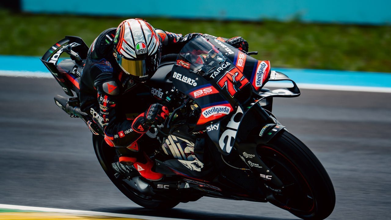 Hasil Balapan MotoGP Brasil 2026: Marco Bezzecchi Menang Dominan, Jorge Martin Ikut Naik Podium Hasil Balapan MotoGP Brasil 2026: Marco Bezzecchi Menang Dominan, Jorge Martin Ikut Naik Podium