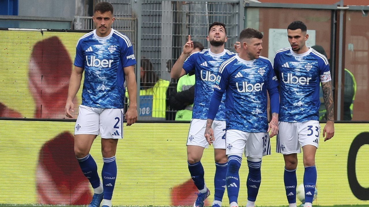 Como Menggila! Hajar Pisa 5-0 dan Mantap di Empat Besar Serie A