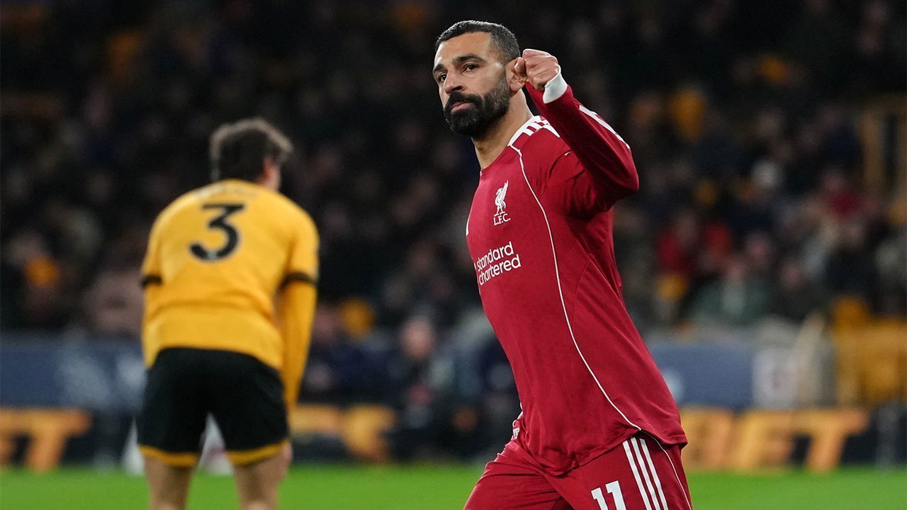 Mac Allister Bela Mohamed Salah: Kami Harus Bantu Dia Menggila Lagi di Liverpool!