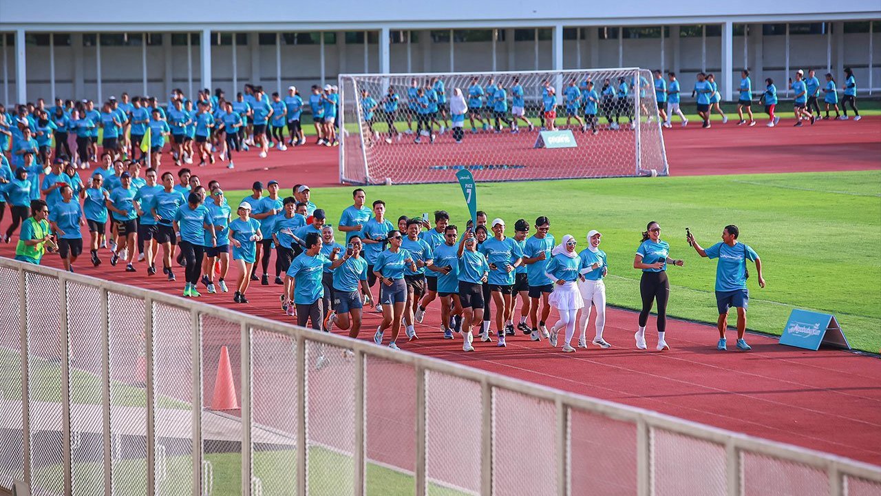 Tren Ngabuburun Makin Populer, Olahraga di Bawah 1 Jam Cukup Hidrasi dengan Air Mineral