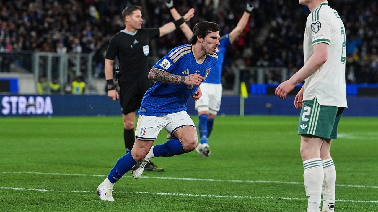 Hasil Italia vs Irlandia Utara: Gol Tonali dan Kean Bawa Azzurri ke Final Play-off