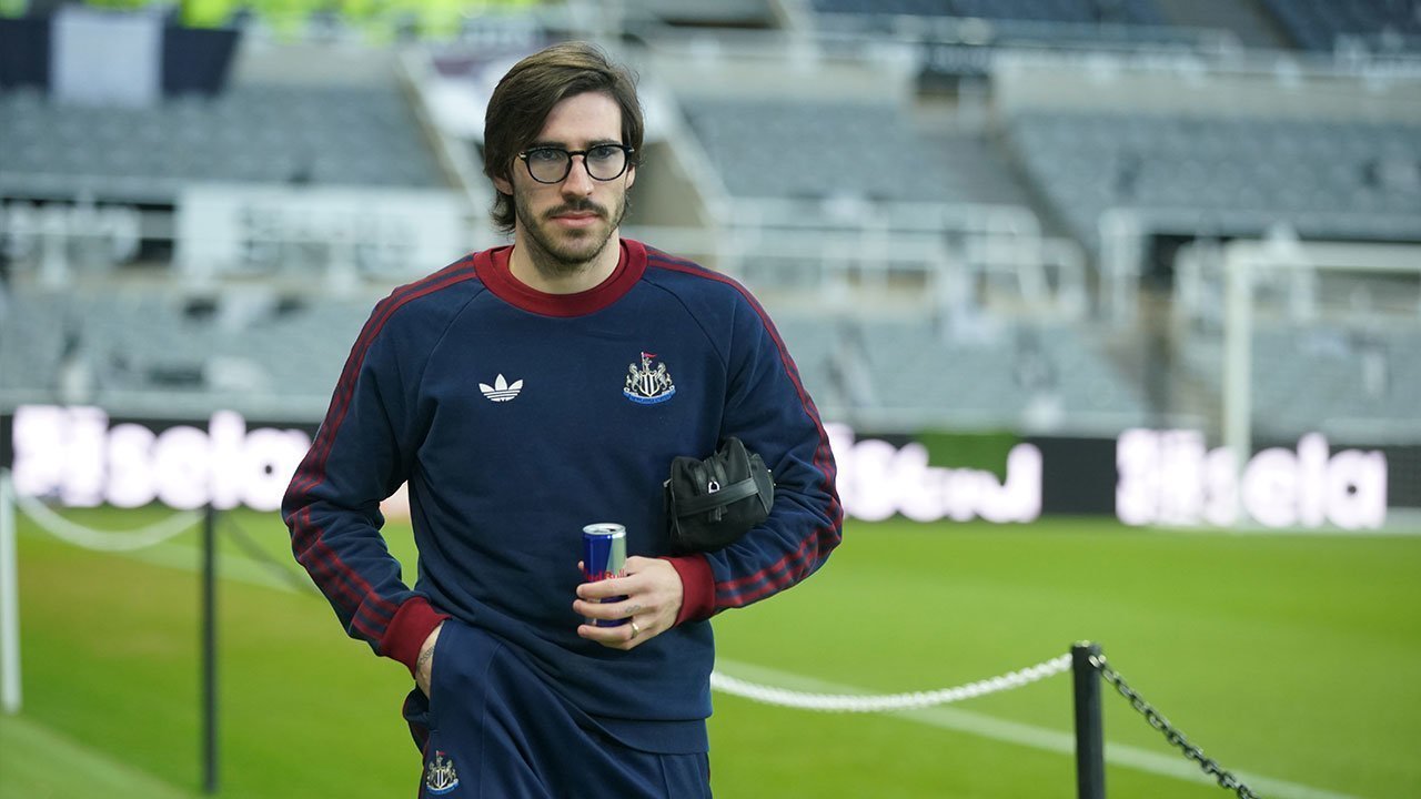 Manchester United Bakal All-out untuk Daratkan Sandro Tonali