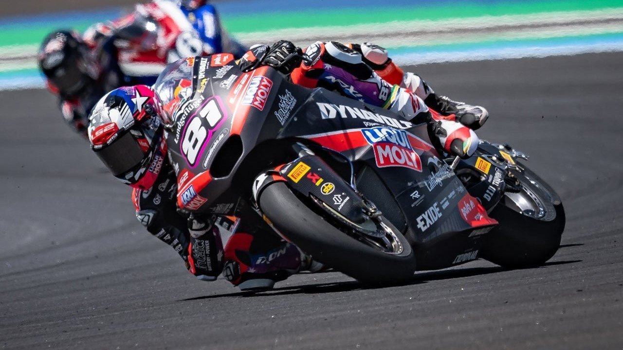 Senna Agius Menangi Balapan Moto2 Amerika 2026 yang Sempat Dihentikan Akibat Insiden Mengerikan