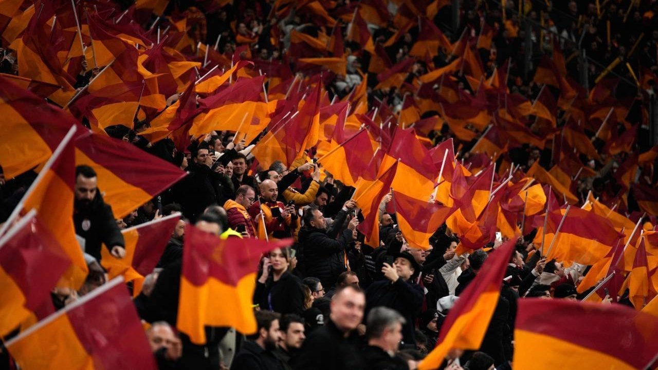 Galatasaray Tak Peduli Status Favorit Barcelona