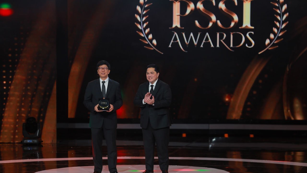 Sutanto Hartono Bangga Emtek Group Raih Penghargaan Official Broadcaster PSSI Awards 2026