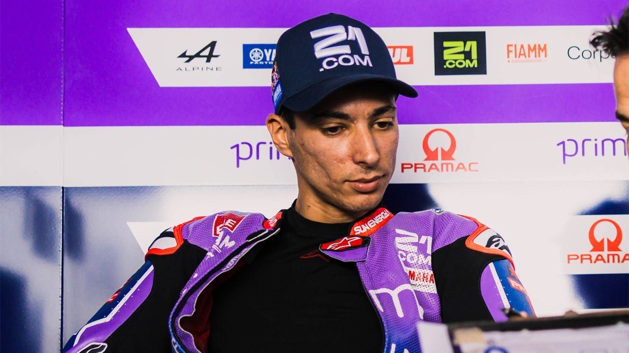 Kenan Sofuoglu Sebut Toprak Razgatlioglu 99% Tetap Bela Pramac-Yamaha di MotoGP 2027 Kenan Sofuoglu Sebut Toprak Razgatlioglu 99% Tetap Bela Pramac-Yamaha di MotoGP 2027
