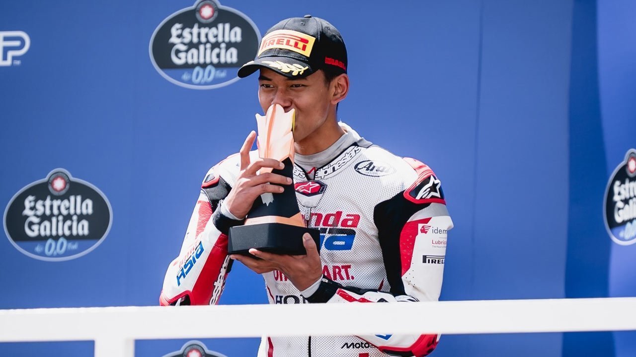 Dianggap 'Bestie' oleh Maximo Quiles, Veda Ega Pratama Ngaku Sering Ngobrol di Moto3