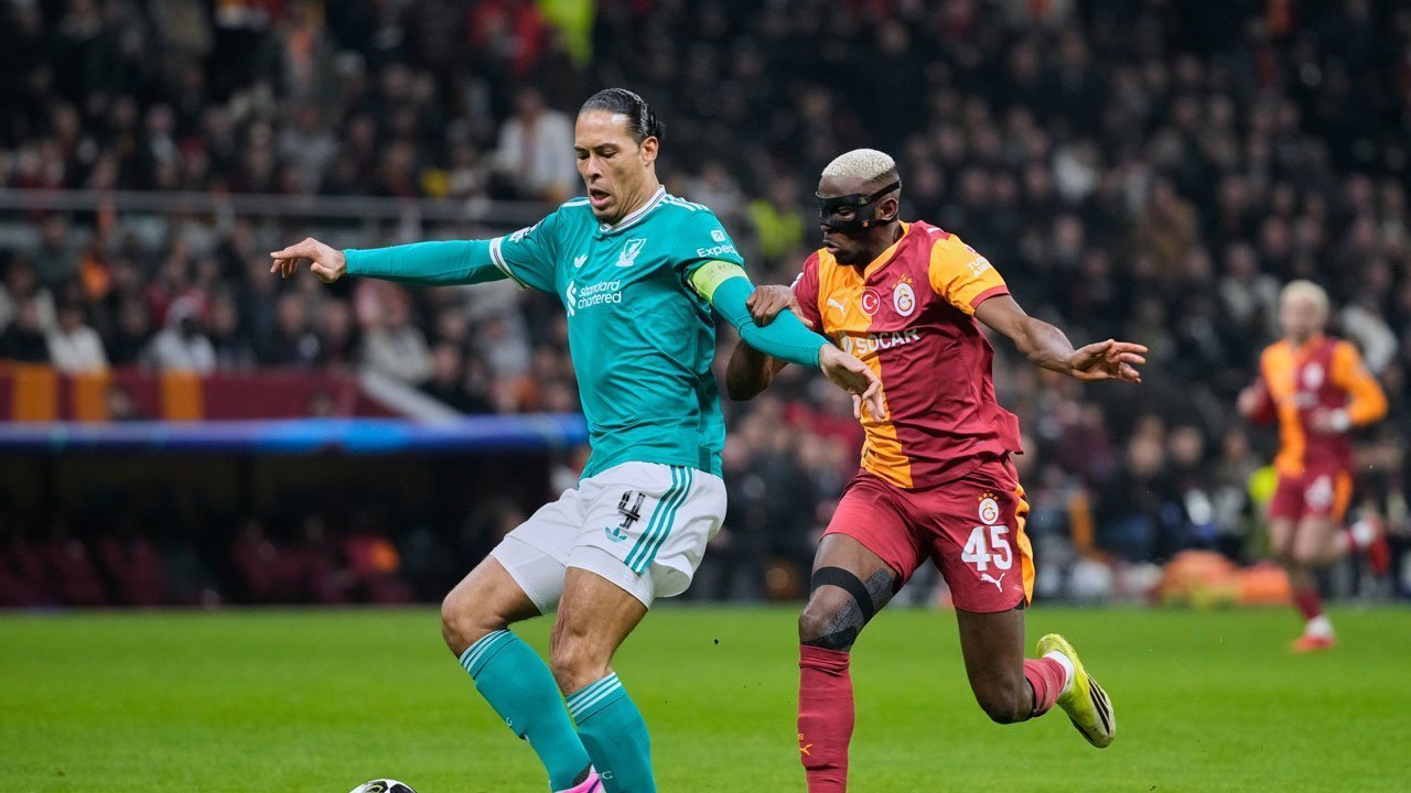 Galatasaray vs Liverpool: Van Dijk dan Konate Dituding Sebagai Biang Kerok Kekalahan The Reds