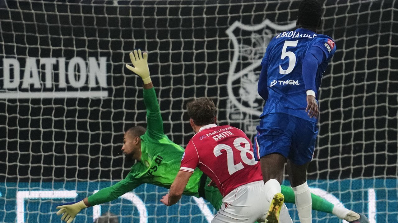 Chelsea dan Rotasi Besar yang Memicu Masalah di Lapangan