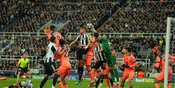 Hasil Newcastle vs Barcelona: Penalti Yamal Selamatkan Muka Blaugrana