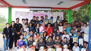 Ramadan Penuh Makna, ASBWI Ajak Anak Putri Rusun Marunda Belajar Sepak Bola Ramadan Penuh Makna, ASBWI Ajak Anak Putri Rusun Marunda Belajar Sepak Bola