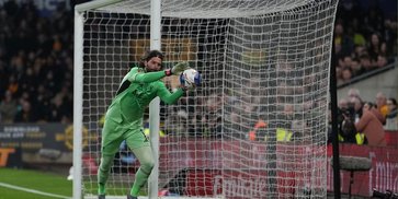 Strategi Juventus Goda Alisson Becker, Inter Milan Terancam Gigit Jari