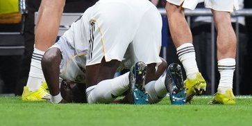 Hasil Real Madrid vs Elche: Los Blancos Menang Telak, Terus Bayangi Barcelona di Puncak Hasil Real Madrid vs Elche: Los Blancos Menang Telak, Terus Bayangi Barcelona di Puncak