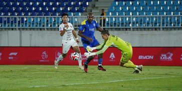 Hasil Arema FC vs Bali United: Drama 7 Gol dan 2 'Bunuh Diri' di Stadion Kanjuruhan