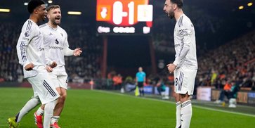 5 Pelajaran dari Drama Bournemouth vs Manchester United: Dari Kartu Merah Maguire hingga Kontroversi VAR 5 Pelajaran dari Drama Bournemouth vs Manchester United: Dari Kartu Merah Maguire hingga Kontroversi VAR