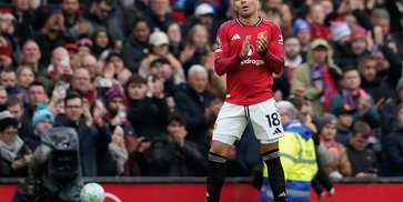 Rapor Pemain MU vs Aston Villa: Bruno Fernandes Lampaui Rekor David Beckham, Sesko Super Sub, Casemiro Tak Ada Matinya!