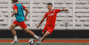 Heboh Eliano Reijnders Pamer Sosok 'Bule' Baru di Timnas Indonesia, Siapa Dia?