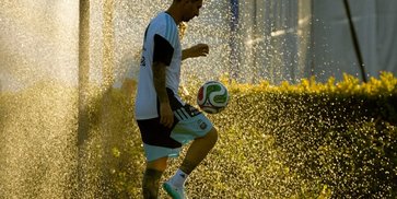 Lionel Messi yang Terus Berevolusi Lionel Messi yang Terus Berevolusi