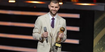 Maarten Paes Jadi Kiper Terbaik di PSSI Awards 2026