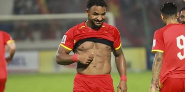 Hasil Vietnam vs Malaysia: Nguyen Xuan Son Brace, The Golden Star Menang 3-1, dan Sempurna di Grup F