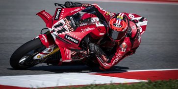 Hasil Race 1 WorldSBK Portugal 2026: Nicolo Bulega Menang, Aruba Ducati Sabet Podium Ganda