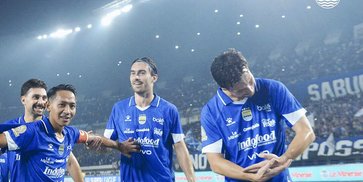 Hasil Persib vs Persik: Thom Haye Nyekor, Maung Bandung Menjauh Dari Kejaran Borneo FC di BRI Super League Hasil Persib vs Persik: Thom Haye Nyekor, Maung Bandung Menjauh Dari Kejaran Borneo FC di BRI Super League