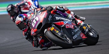 Senna Agius Menangi Balapan Moto2 Amerika 2026 yang Sempat Dihentikan Akibat Insiden Mengerikan