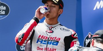 Pilih Minum Red Bull, Ternyata Ada 3 Alasan Veda Ega Pratama Hindari Sampanye di Podium Moto3 Brasil 2026