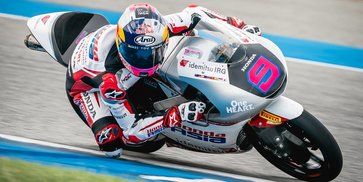 Langsung Ramaikan Perebutan Podium di MotoGP Thailand 2026, Veda Ega Pratama Petik Pelajaran Penting