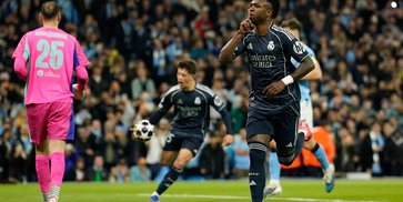 Daftar Lengkap Tim Lolos 8 Besar Liga Champions 2025/2026