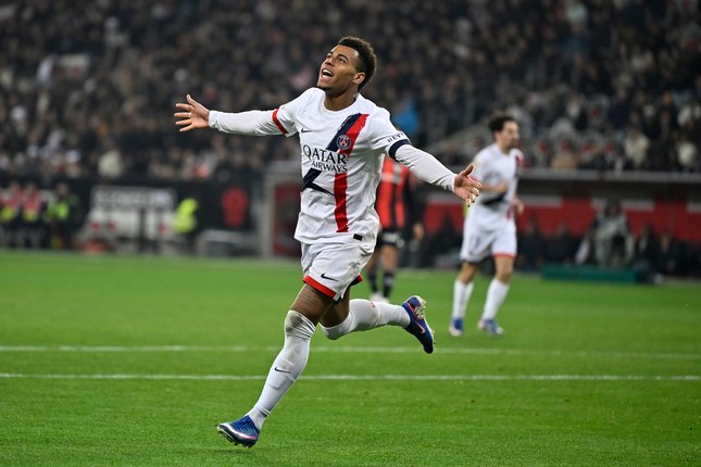 Babak Pertama Nice vs PSG