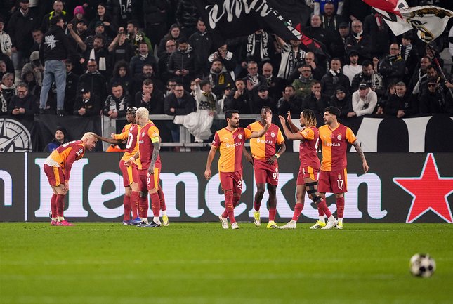 Ambisi Mengamankan Keuntungan di Kandang