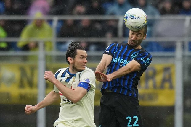 Protes Keras Berujung Kartu Merah Cristian Chivu