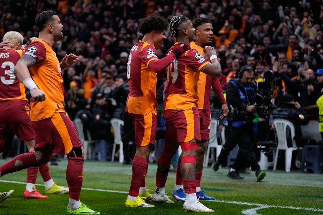 Babak Pertama Galatasaray vs Liverpool