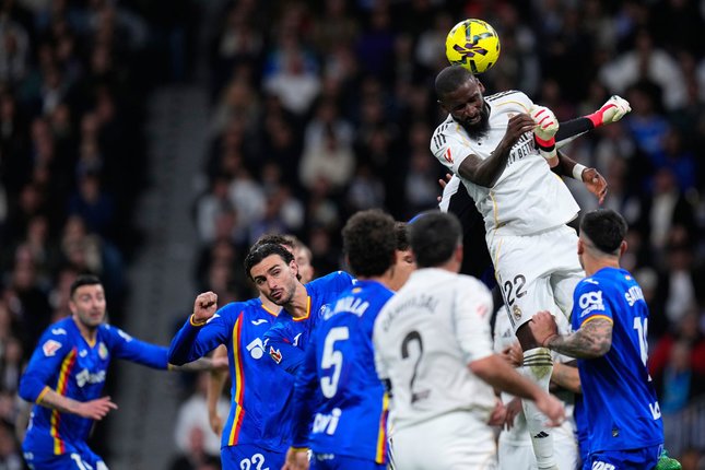 Susunan Pemain Kedua Tim Susunan Pemain Kedua Tim