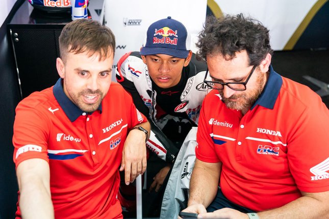 Prestasi Mentereng Veda Ega Pratama