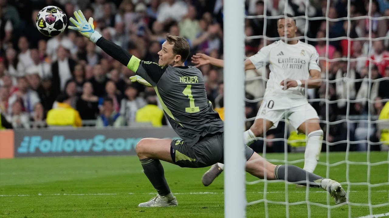 2 Kiper Jadi Bintang di Santiago Bernabeu dan Estadio Jose Alvalade 2 Kiper Jadi Bintang di Santiago Bernabeu dan Estadio Jose Alvalade