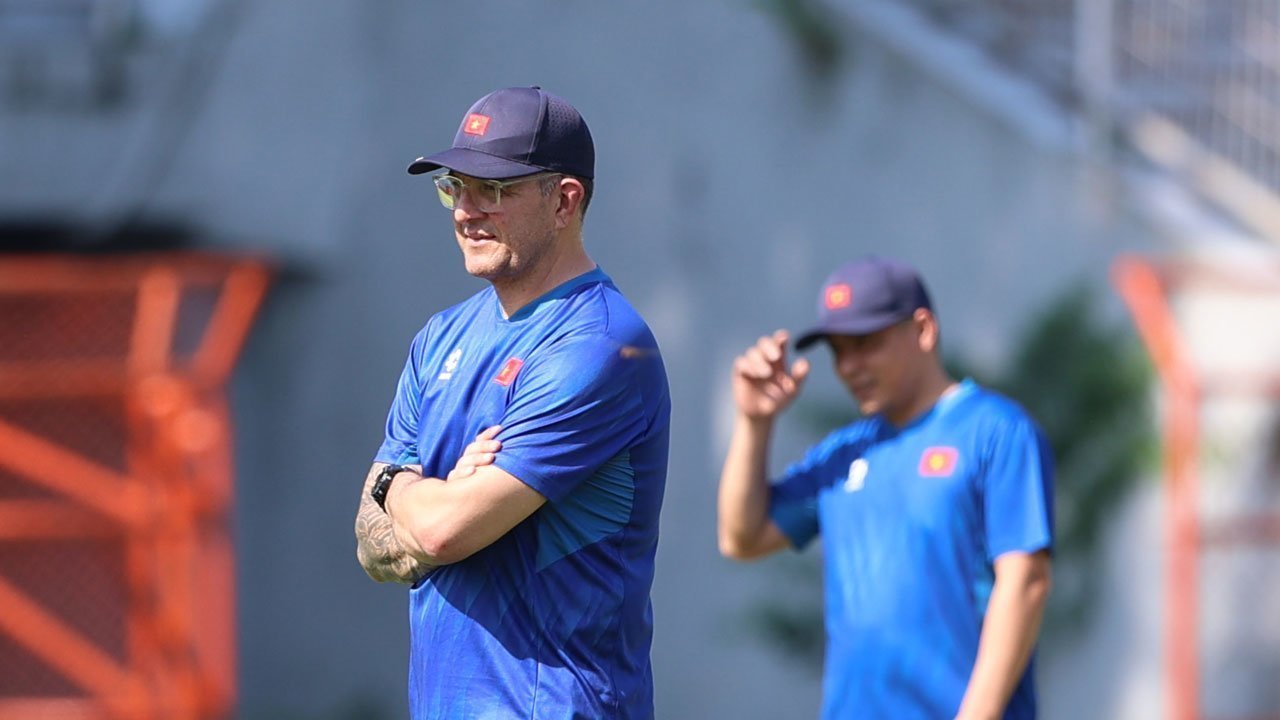 Cerita Lama Cristiano Roland dan Paulo Sergio: Persahabatan Pelatih Timnas Vietnam U-17 dengan Pemain Terbaik Liga 1 2017