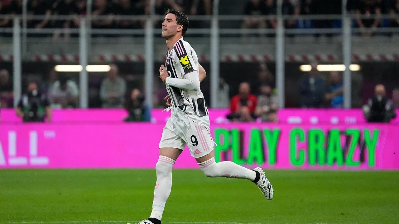 Barcelona Bidik Dusan Vlahovic dan Alexander Sorloth, Rencana Transfer Juventus Terancam