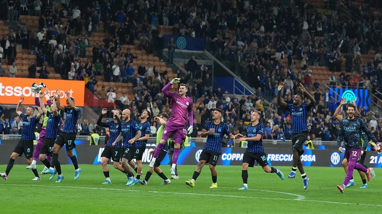 Hasil Inter Milan vs Cagliari: Pesta Gol Nerazzurri dan Scudetto yang Semakin Dekat