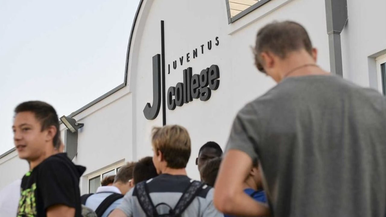Rahasia Juventus J-College: Membangun Bintang Lapangan yang Juga Cerdas di Sekolah