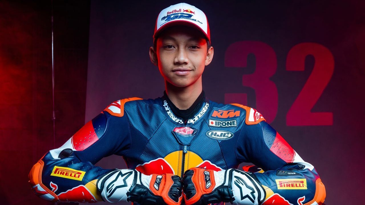 Kiandra Ramadhipa Lompat ke Peringkat 2 Klasemen Red Bull Rookies Cup 2026 Usai Menangi Race 2 Seri Spanyol