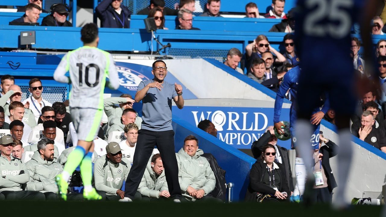 Chelsea Hancur di Tangan Man City, Tapi Liam Rosenior Tetap Yakin Bangun Sesuatu yang Spesial