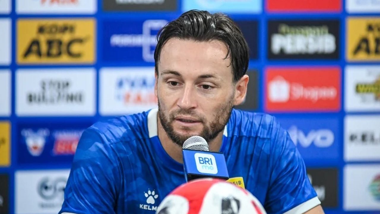 Persib vs Arema FC: Maung Bandung Mau Juara? Fokus Diri Sendiri!