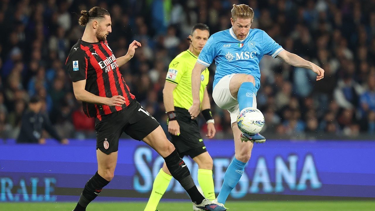 Peta Persaingan Scudetto Setelah AC Milan Kalah dari Napoli: Berikan Saja Trofinya pada Inter Milan?