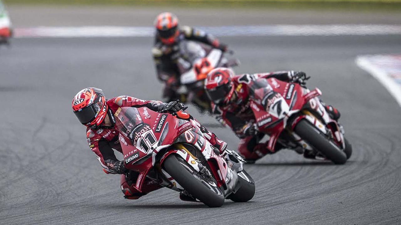 Hasil Superpole Race WorldSBK Aragon 2026: Nicolo Bulega Lagi-Lagi Menang, Kalahkan Iker Lecuona Hasil Superpole Race WorldSBK Aragon 2026: Nicolo Bulega Lagi-Lagi Menang, Kalahkan Iker Lecuona