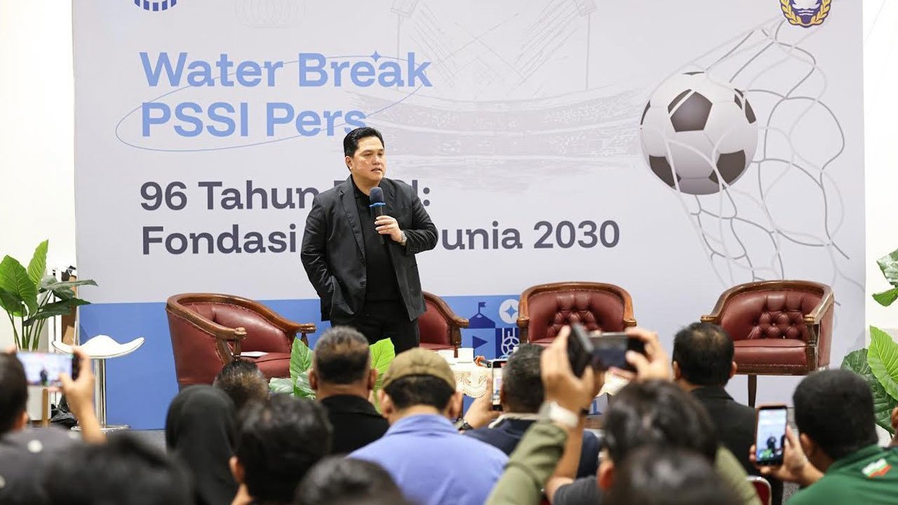 Erick Thohir Beberkan Fondasi Timnas Indonesia Menuju Piala Dunia 2030, Salut terhadap John Herdman yang Menyatu dengan Kearifan Lokal