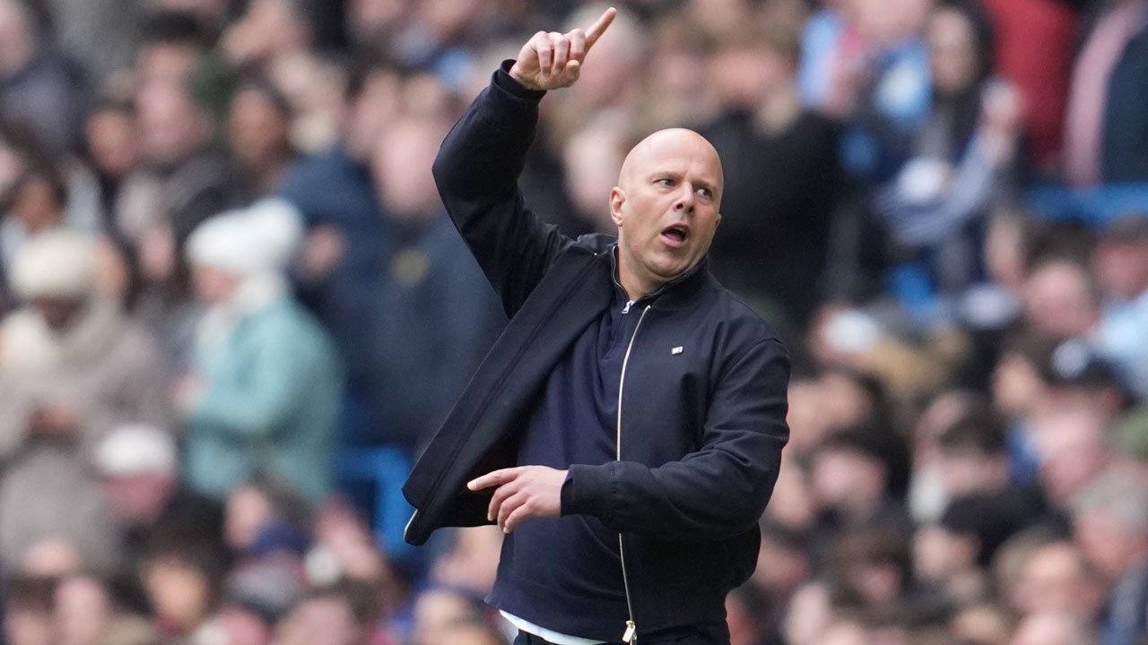 Nasib Arne Slot Dipertaruhkan di Laga Kontra PSG?